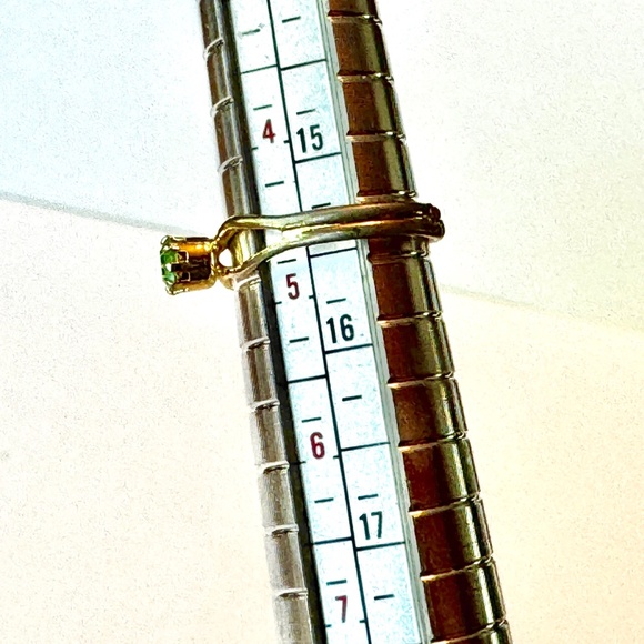 Adjustable Green Crystal Ring, Peridot, Gold tone - Picture 3 of 9